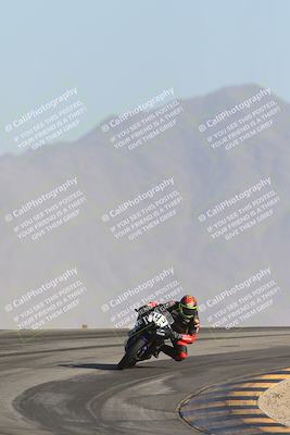 media/Jan-09-2025-Racers Edge (Thu) [[9e316ffd38]]/3-B Group/Session 4 (Turn 12 The Slide)/